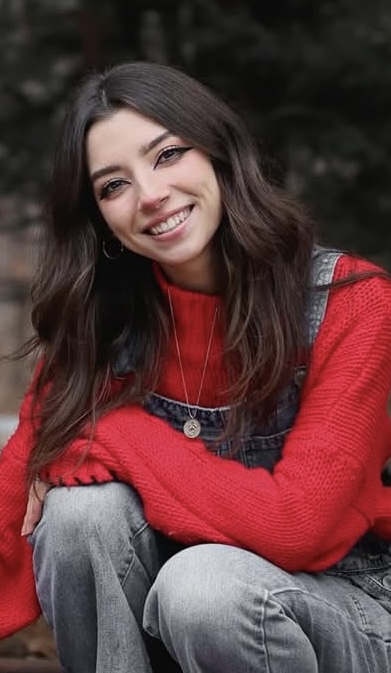 Alyvia Mroczka