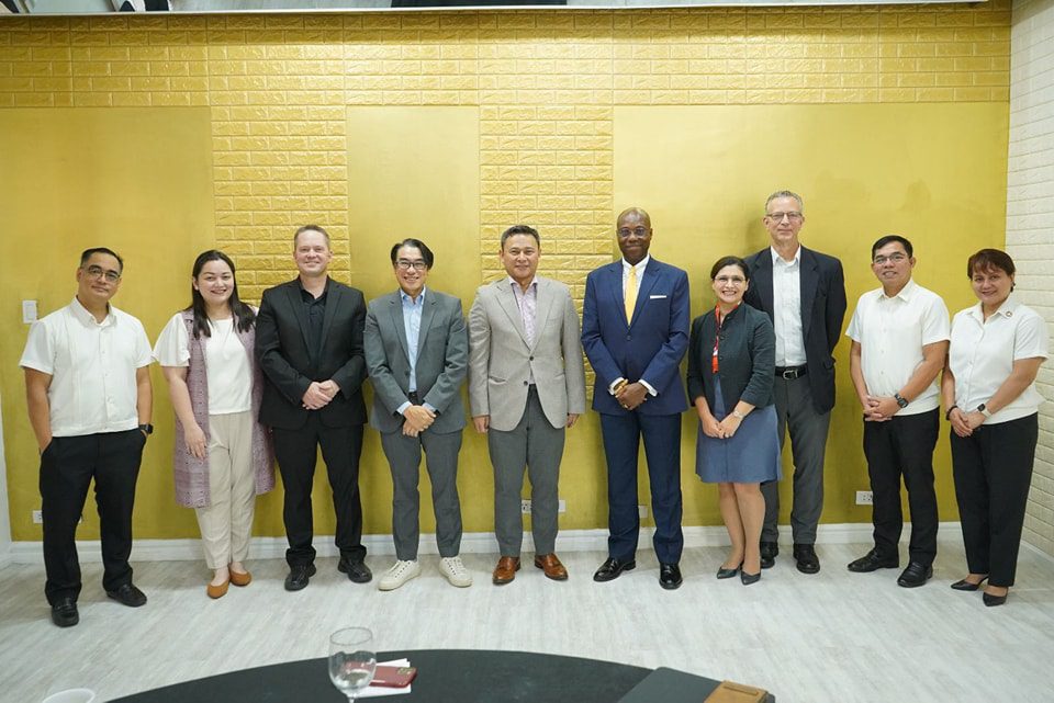 Dr. Yalda and other Officials